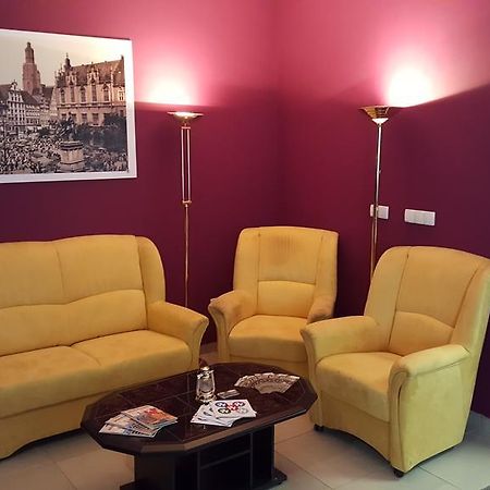 Wroclov Hostel Wrocław Kültér fotó